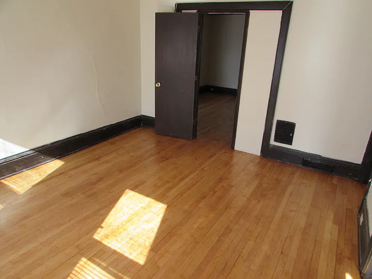 1728 Van Hise Ave — Photo 30