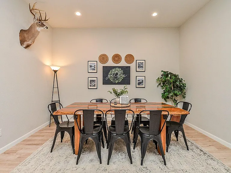 10217 Shore Acres Ln — Photo 4