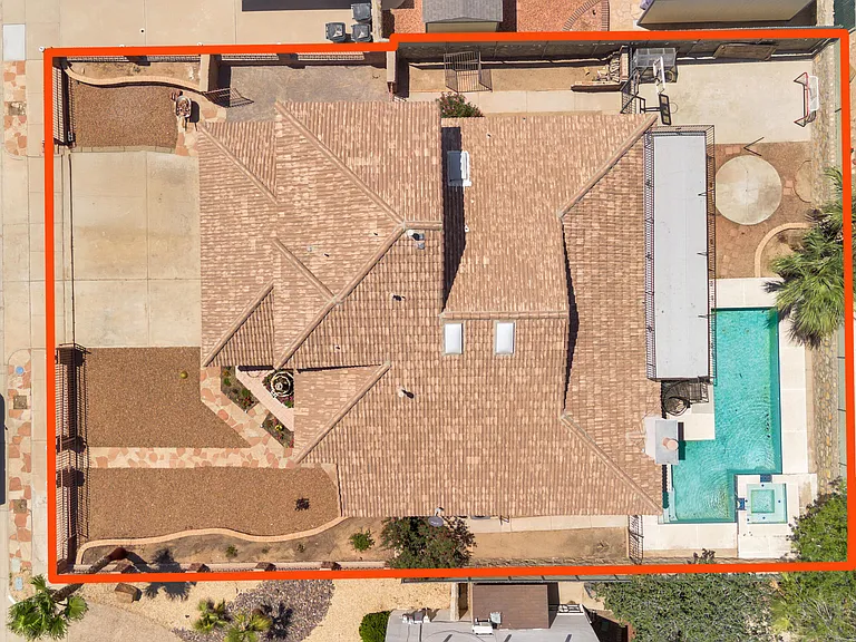 1325 Whirlaway Dr — Photo 31