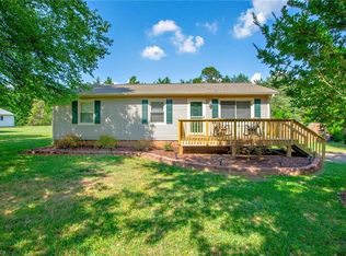 3746 Carole Dr, Sophia, NC 27350