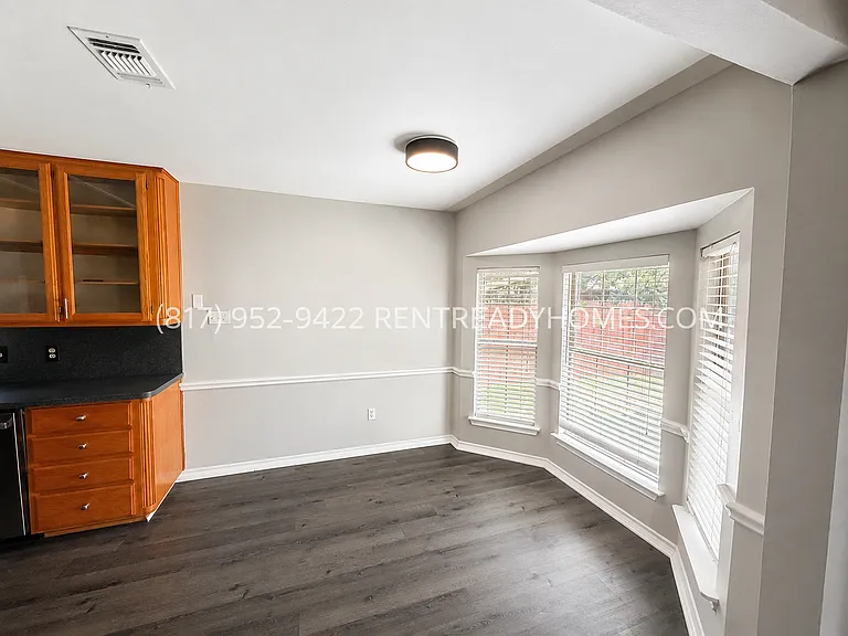 120 Clover Ln — Photo 16