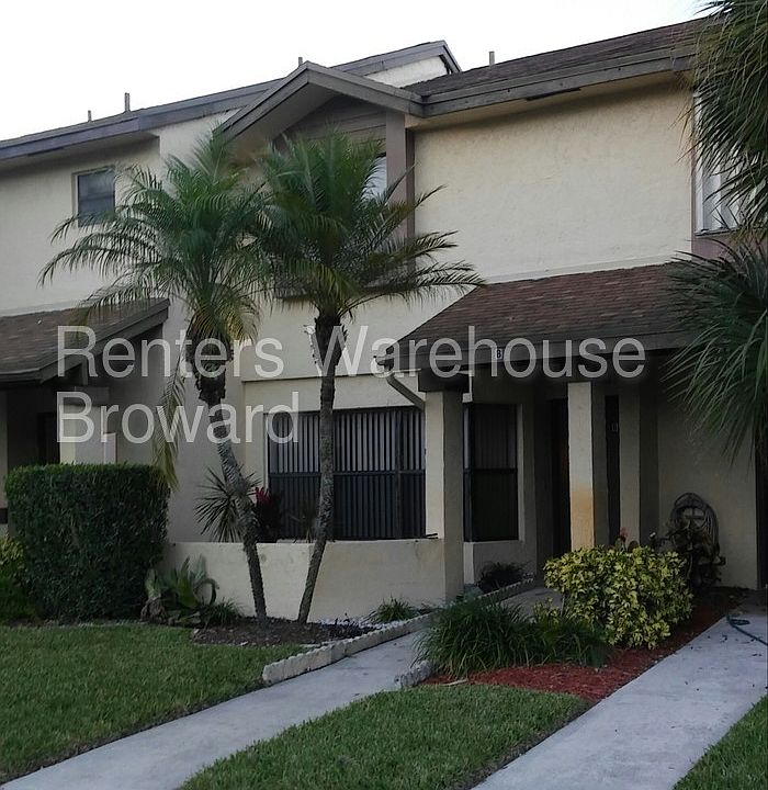 1st image of 3967 Cocoplum Cir