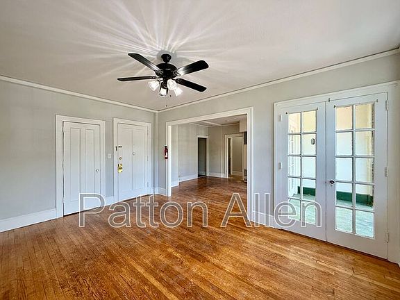 3rd image of 116 E Chestnut St APT 24