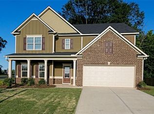 100 Oakmont Ct, Hampton, GA 30228