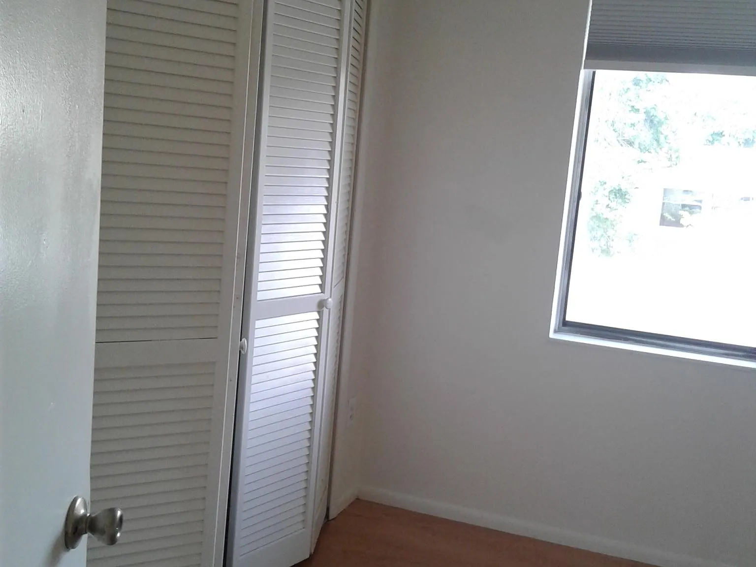 2 bed, 1.5 bath, 890 sqft, $1,290 — Photo 4