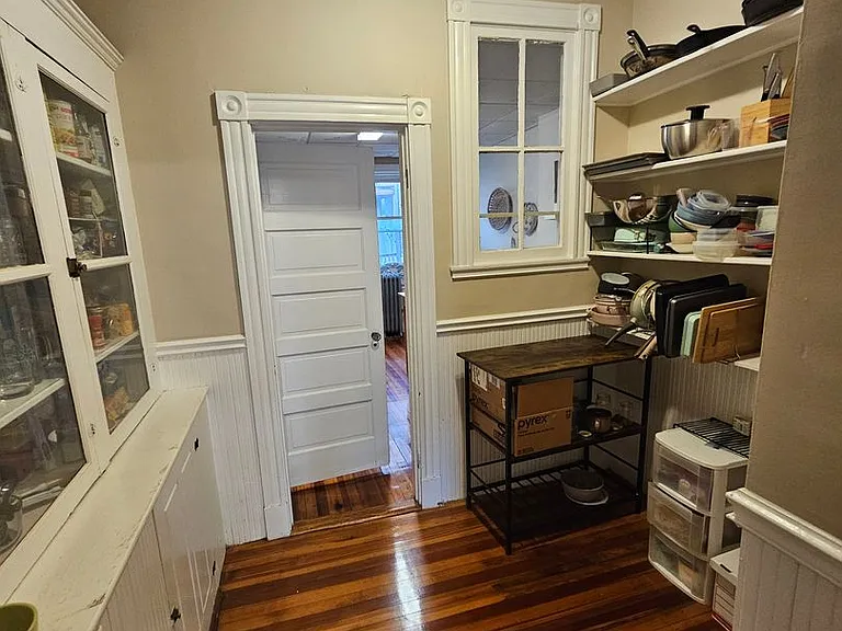 2 Euston St #V2 — Photo 2