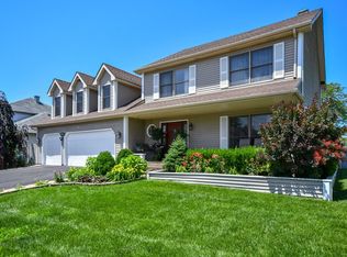 770 Hoover Dr, Carol Stream, IL 60188