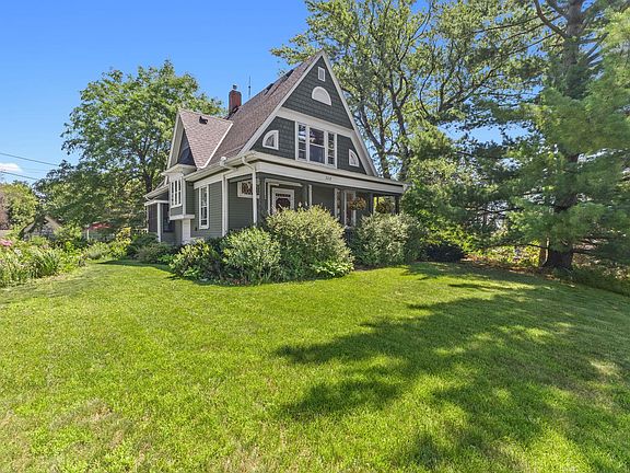 2nd image of 228 Summit Ave
