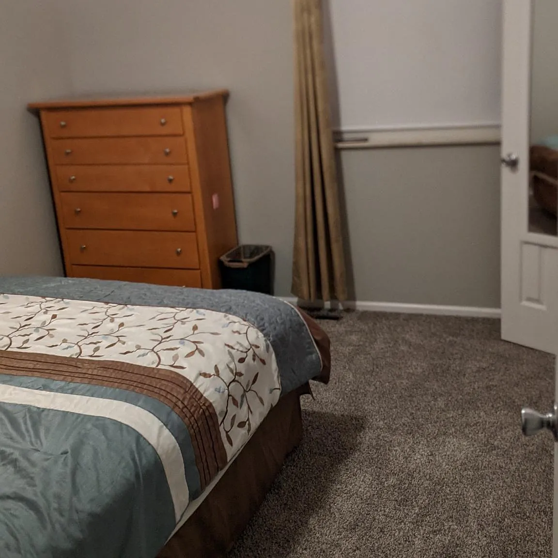 4 bed, 2164 sqft, $3,195 — Photo 2