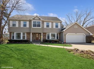 4121 Yorkshire Ln, Northbrook, IL 60062