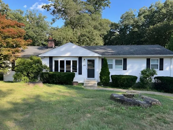 404 River Rd, Hudson, MA 01749