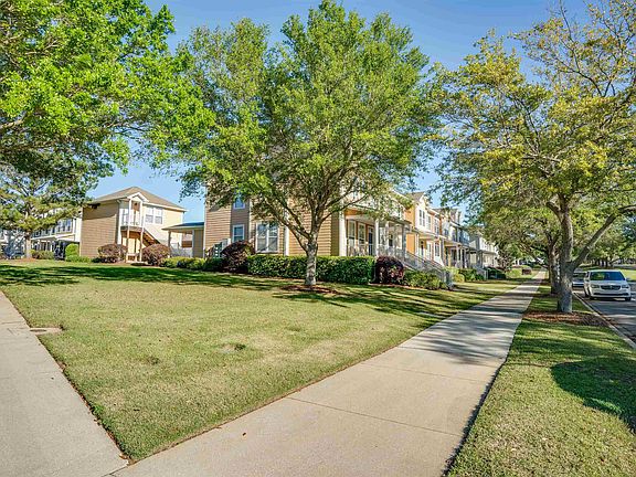 4th image of 4146 Four Oaks Blvd
