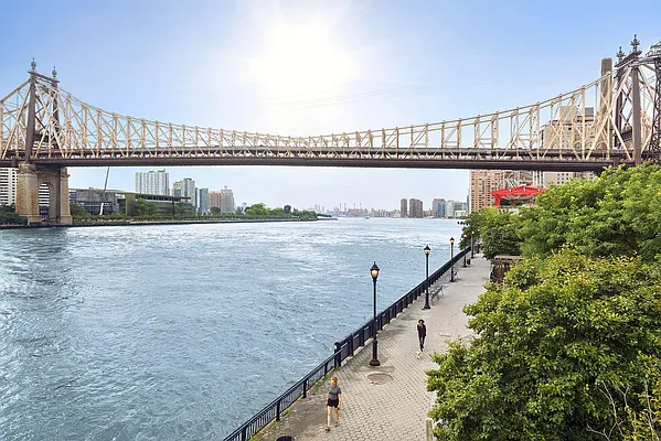 Sold by Compass | media 19