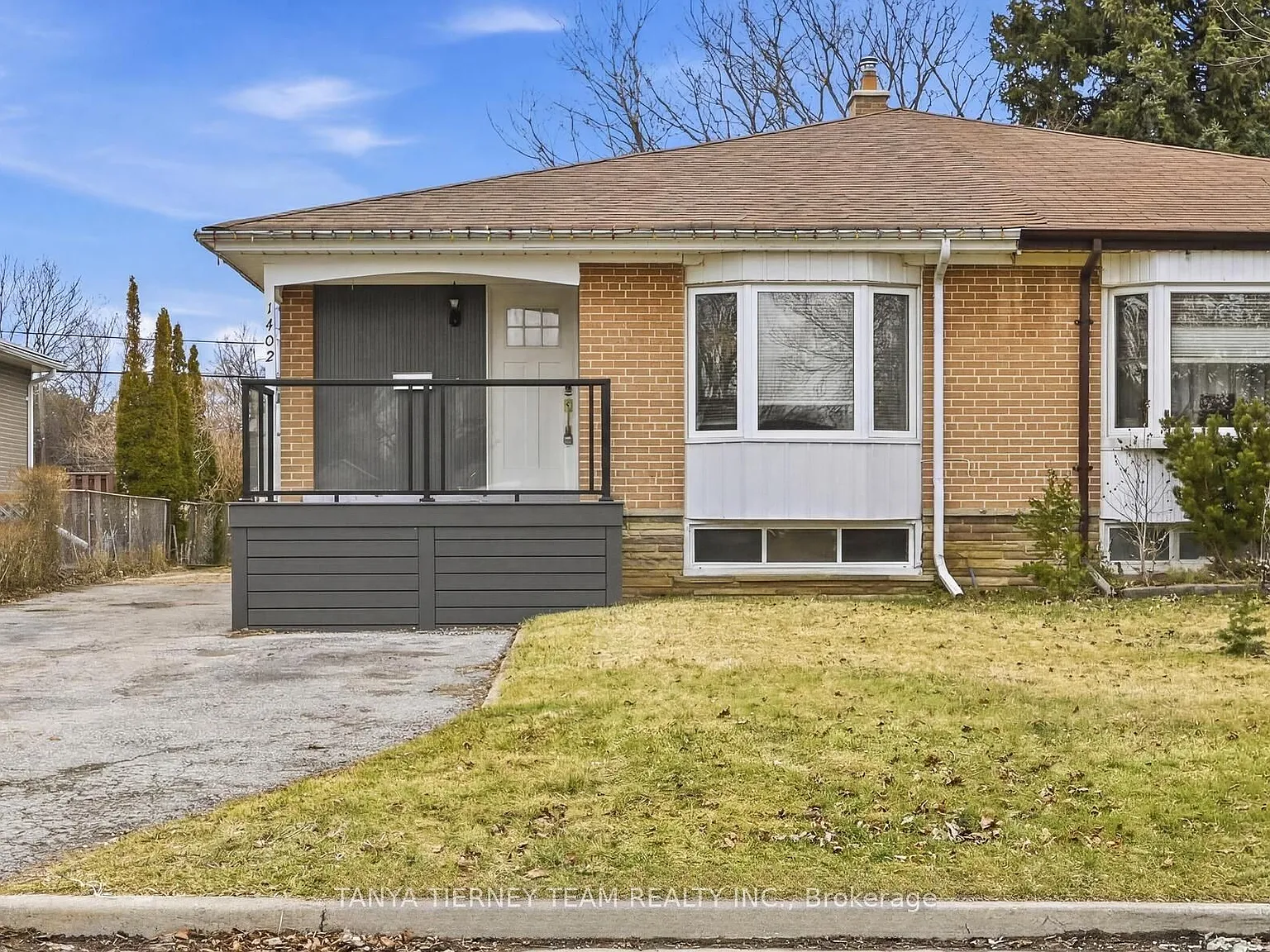 3 bed, $1,900 — Photo 2