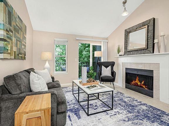 4th image of 11114 NE 125th Ln