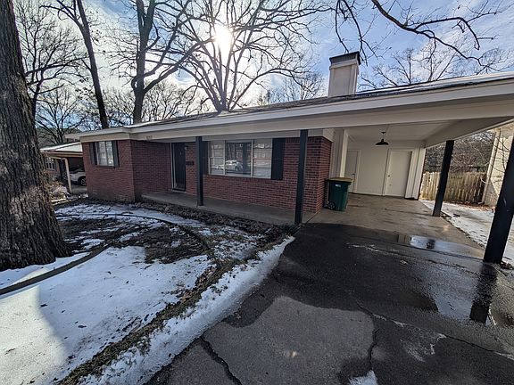2nd image of 1010 Mellon St