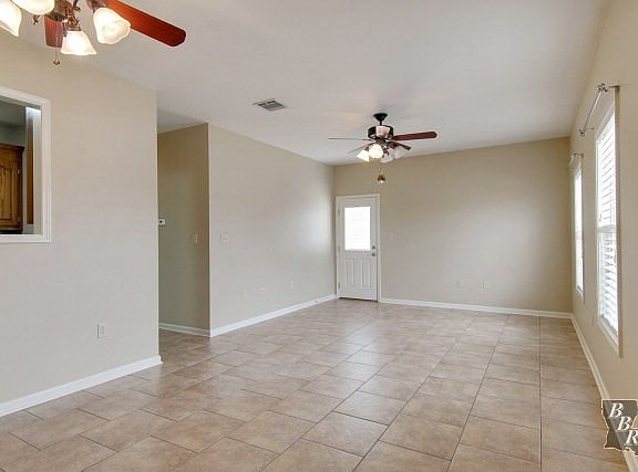 4th image of 732&736 Bayou Gardens Blvd