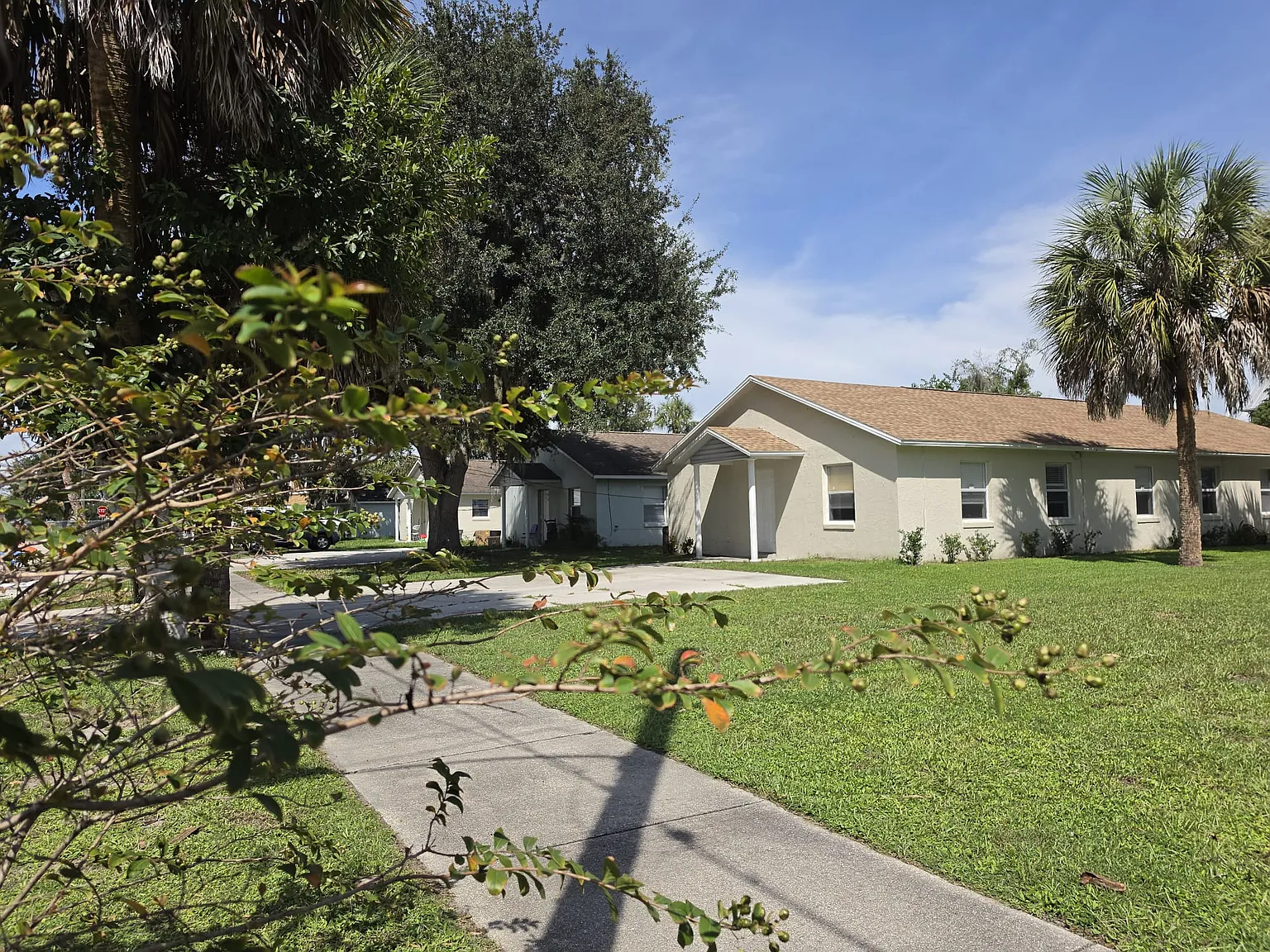 3 bed, 992 sqft, $1,600 — Photo 4