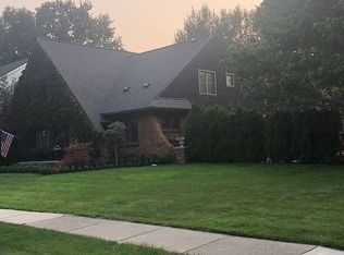 1423 Edgewood Dr, Royal Oak, MI