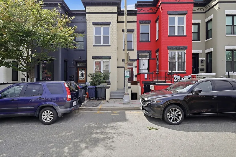 1 bed, 1.0 bath, 771 sqft, $1,495 — Photo 1