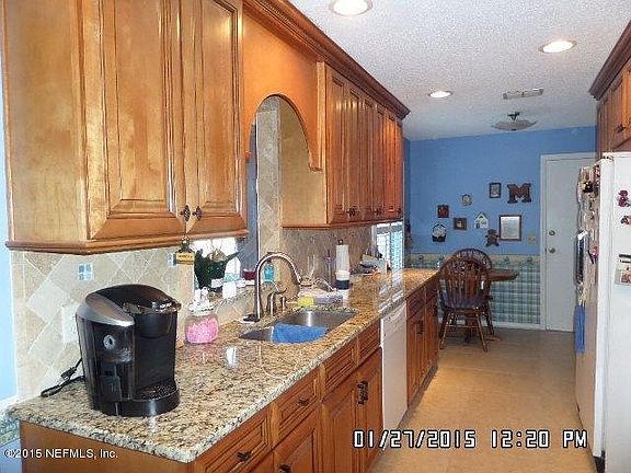 2nd image of 619 Charles Carrol St