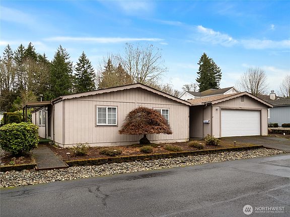 3rd image of 3700 14th Avenue SE #9