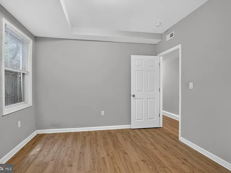 1209 E Susquehanna Ave #1 — Photo 12