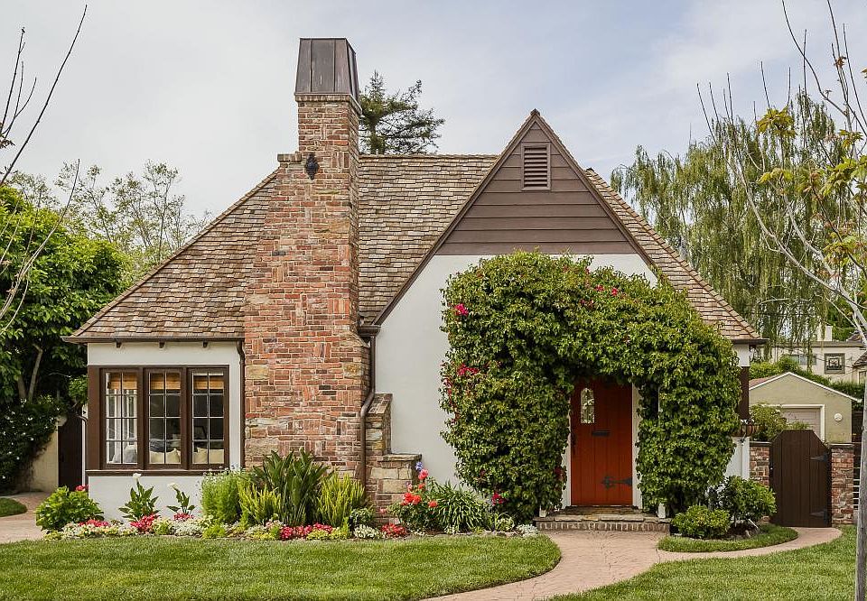 1st image of 604 Burlingame Ave