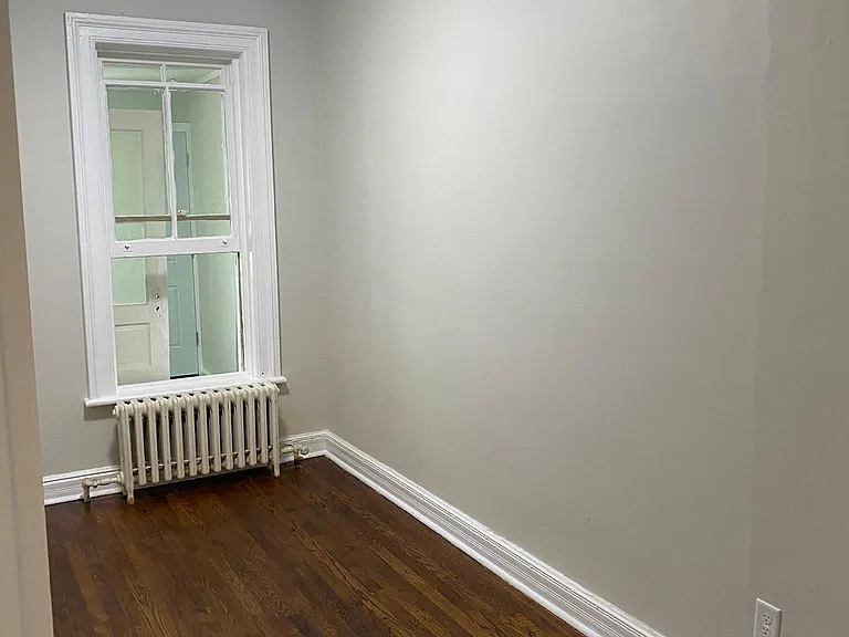 359 Madison Ave #2 — Photo 10