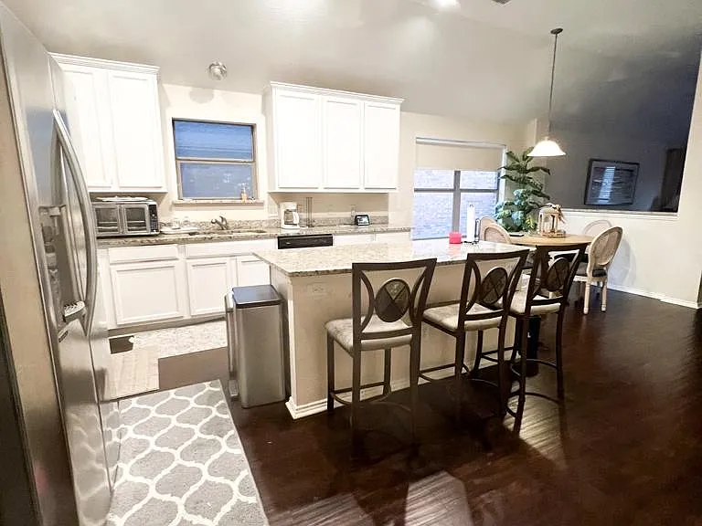 2356 Aurora Dr — Photo 7
