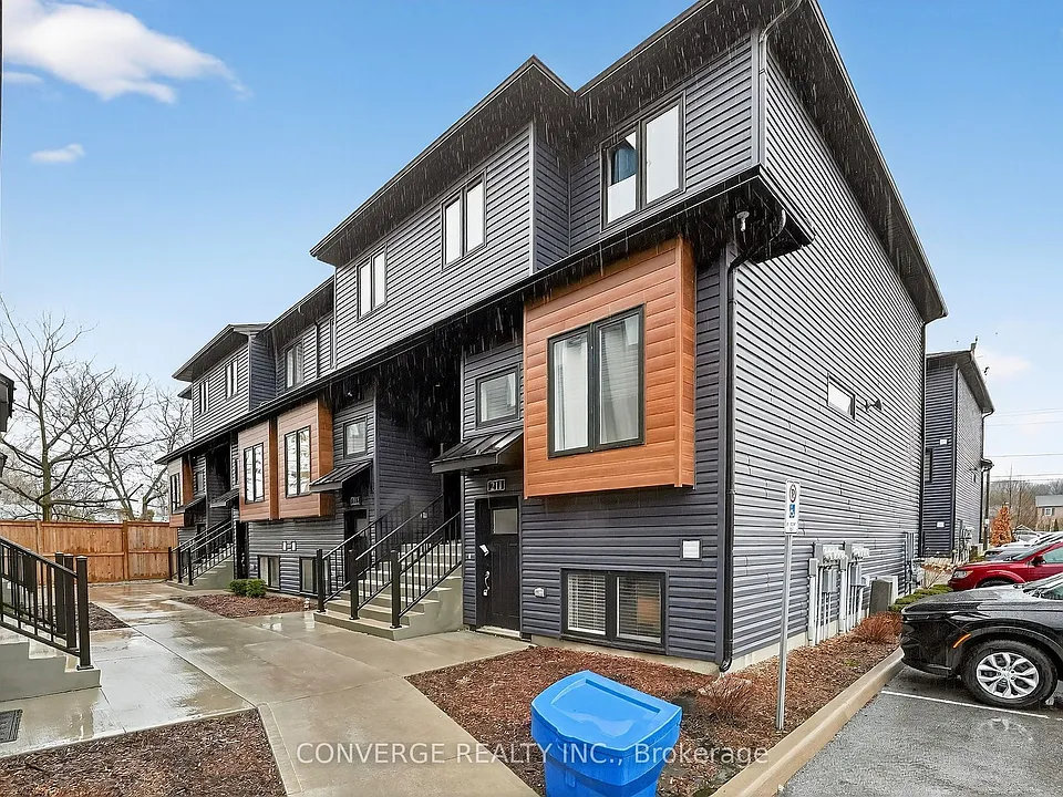 781 Clare Ave #22