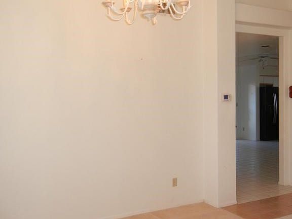 4th image of 1981 E Canyon Wren Way