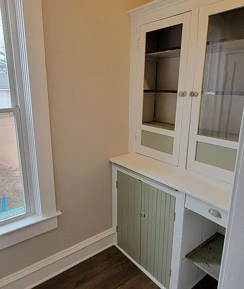 325 N 3rd Ave — Photo 5