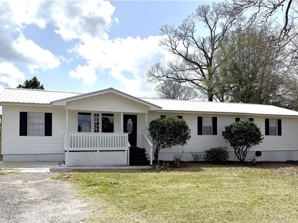 10085 Gulfcrest Rd, Chunchula, AL 36521