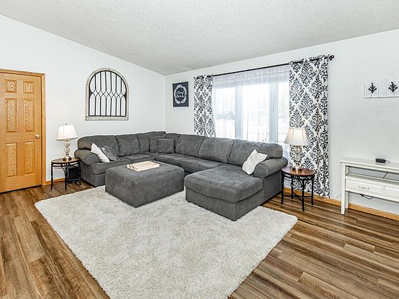 3rd image of 7003 4th St