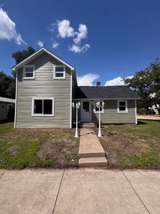 719 Ware St, Waupaca, WI, 54981