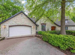 1838 Brown Deer Cv, Coralville, IA 52241