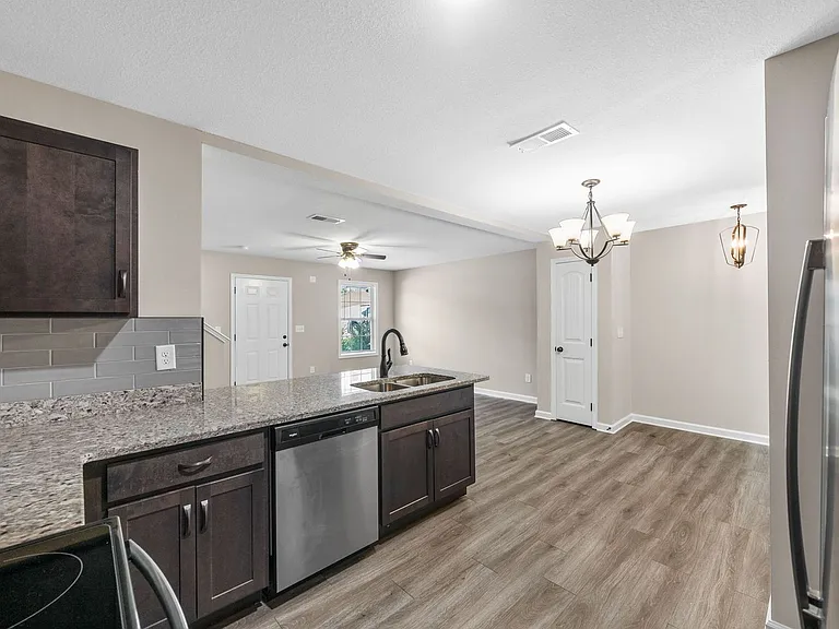 Glenstone Springs Dr - 432 — Photo 12