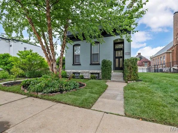 6713 Virginia Ave, Saint Louis, MO 63111