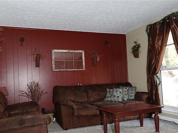 5th image of 5101 Seville Dr