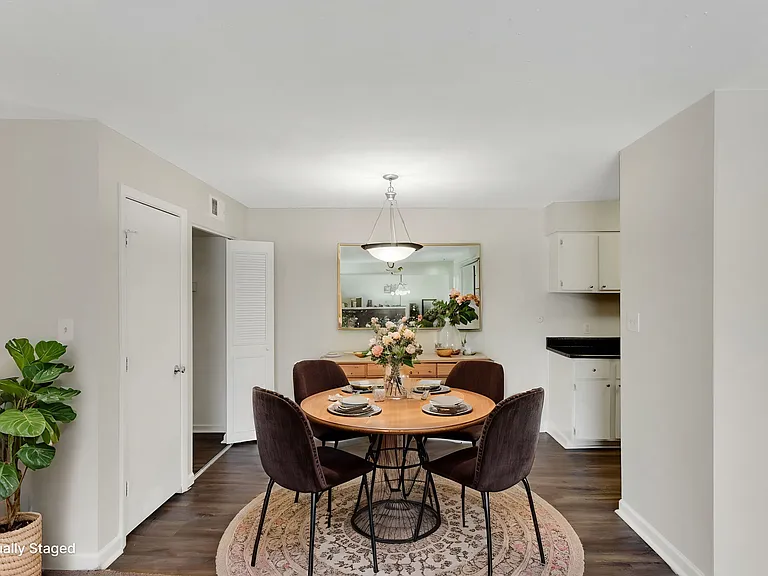 Timber Point Apartments — Photo 20