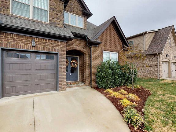 3rd image of 1117 Stockwell Dr