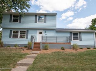 5425 Wexford Rd, Lansing, MI 48911