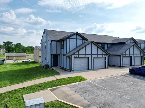 7439 Longview Rd, Kansas City, MO 64134
