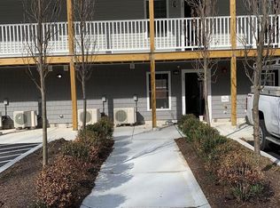 162 Shelter Rock Rd #11, Danbury, CT 06810