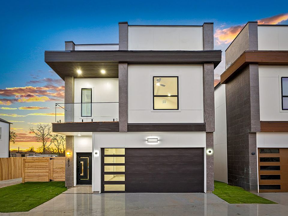 Noah Residences front elevation - modern two-story steel-framed home