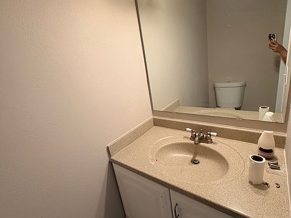 3rd image of 11807 Cypress Hill Cir