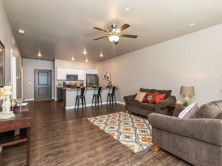1725 Caleb Court — Photo 11