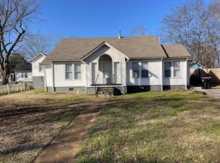 858 Gracey Ave APT A, Clarksville, TN 37040
