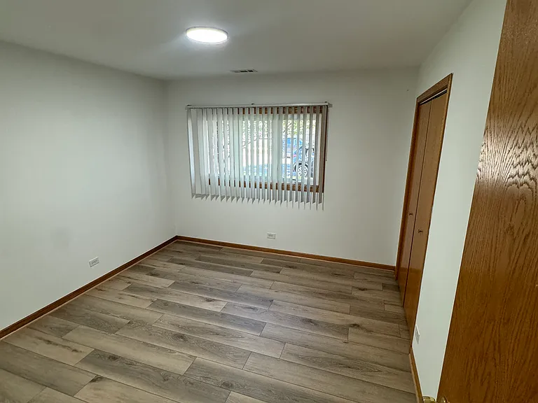 5223 S Archer Ave #1 — Photo 7